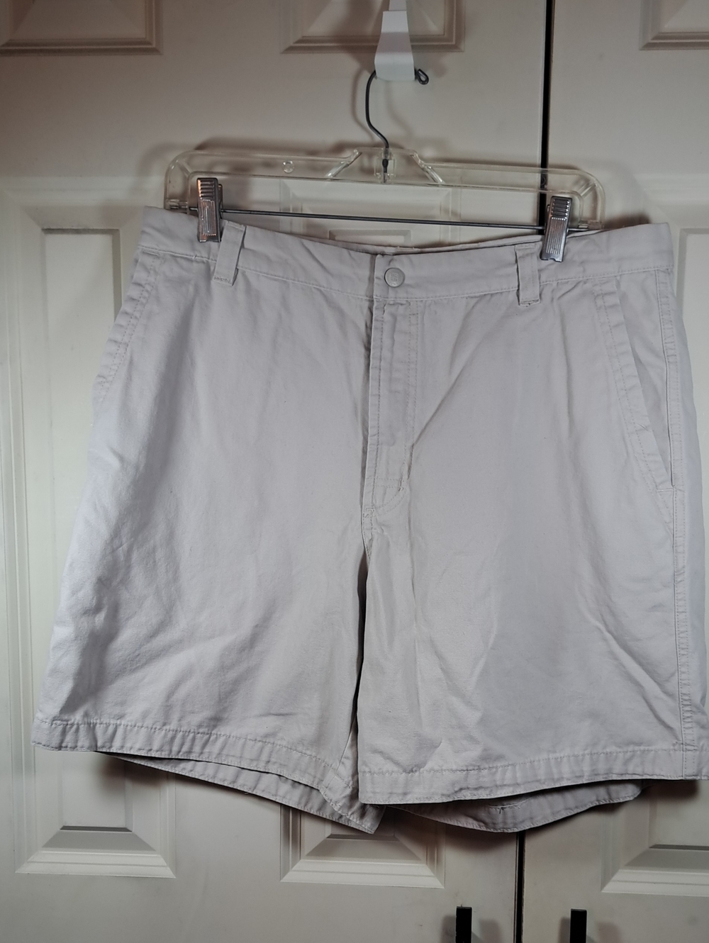 Columbia Women's Cargo Shorts -  Tan